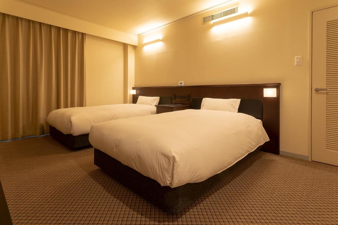 Chisun Grand Takamatsu Hotel Bagian luar foto